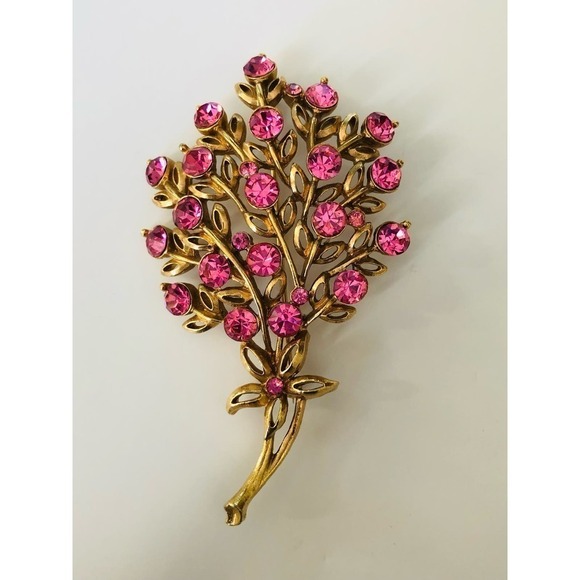 Gold-tone flower brooch with pink rhinestones - Picture 4 of 5